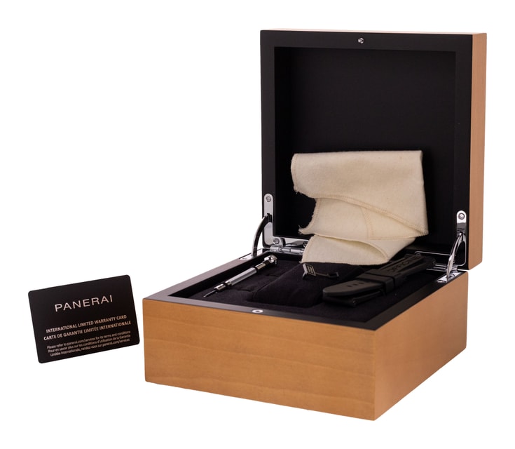 Panerai Luminor Marina PAM00359 Image 5